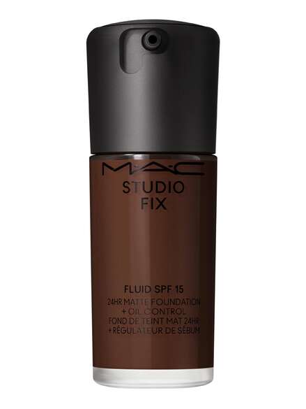 Studio Fix Fluid SPF 15 24HR Matte Foundation + Oil Control