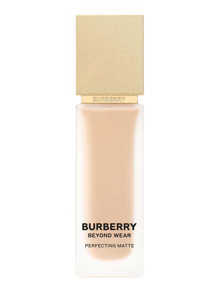 Burberry Beyond Wear Perfecting Matte Foundation - 30 Light Neutral