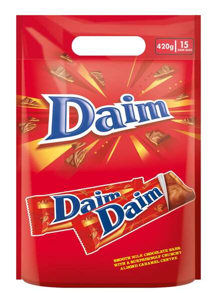 Daim bar pose