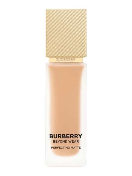 Burberry Beyond Wear Perfecting Matte Foundation No 70 - Medium Neutral
