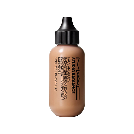 MAC Studio Radiance Foundation