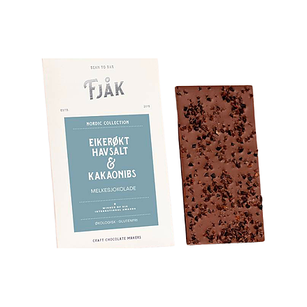 Fjåk Melkesjokolade med Kakaonibs og Eikerøkt salt