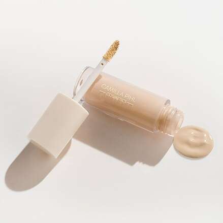 Camilla Pihl Beauty Serum Infused Concealer N° 2