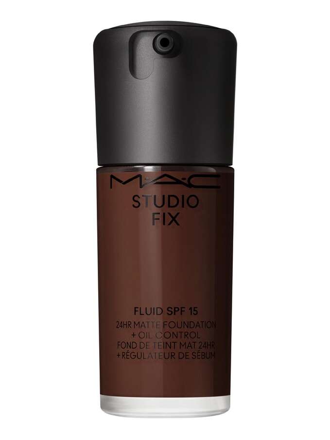 Studio Fix Fluid SPF 15 24HR Matte Foundation + Oil Control