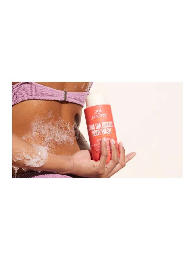 Sol de Janeiro Bom Dia Body Wash 2