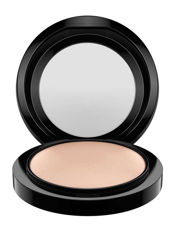 MAC Mineralize Skinfinish Natural 1