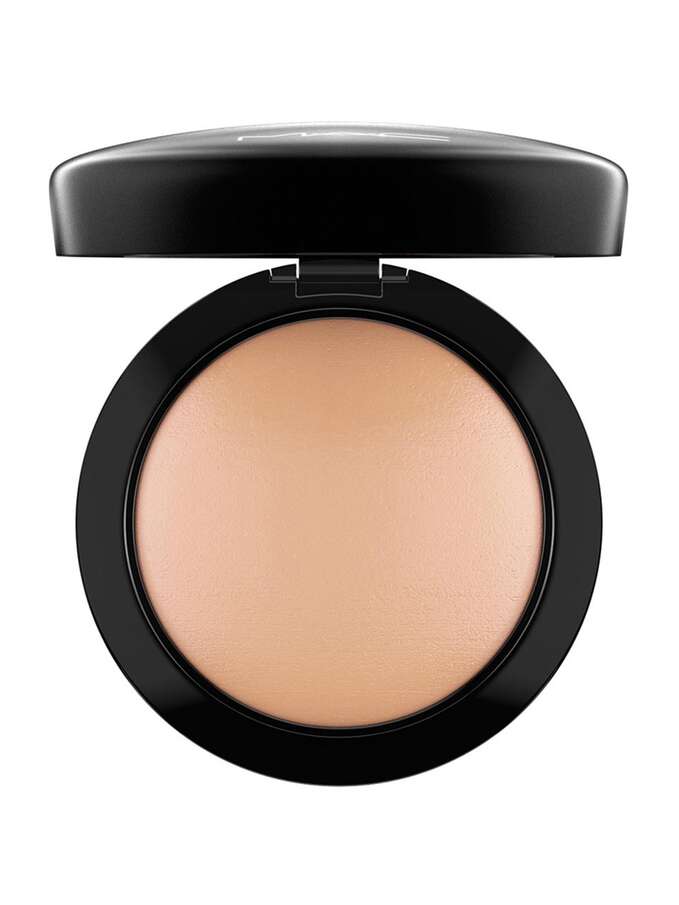 MAC Mineralize Skinfinish Natural