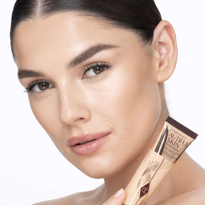 Charlotte Tilbury Beautiful Skin Foundation N° 26 - Warm 1