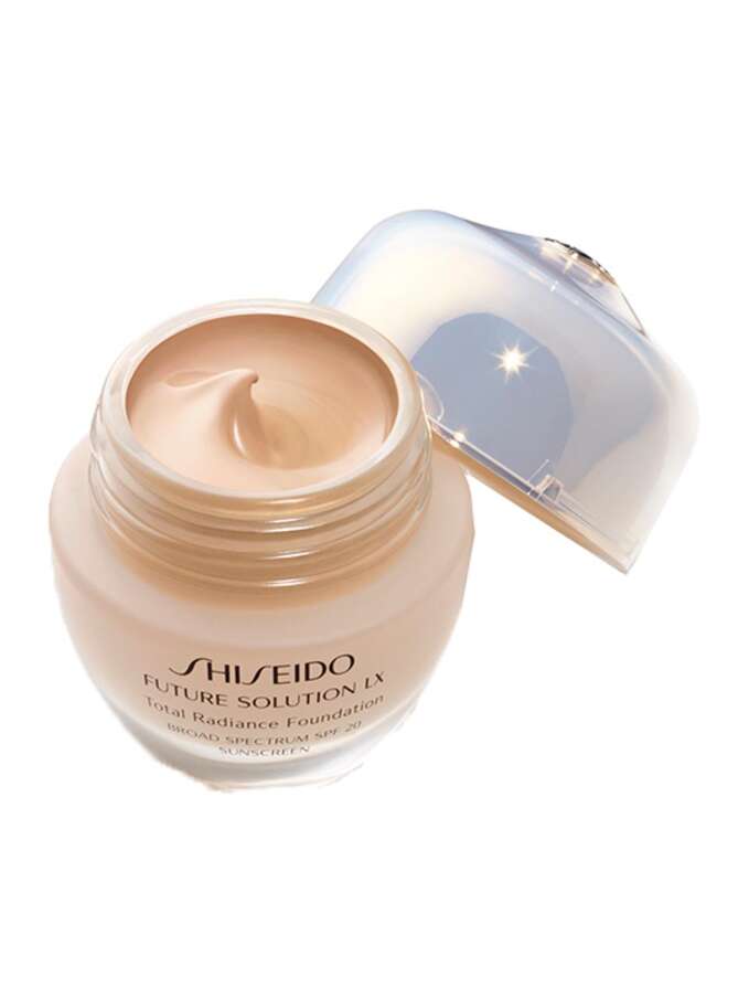 Shiseido SFS LX Total Radiance Foundation