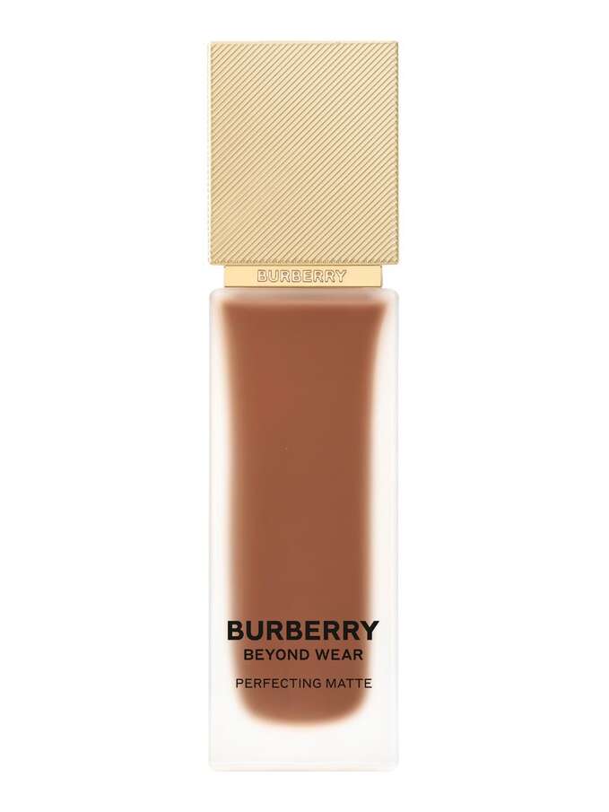 Burberry Beyond Wear Perfecting Matte Foundation - 130 Deep Neutral