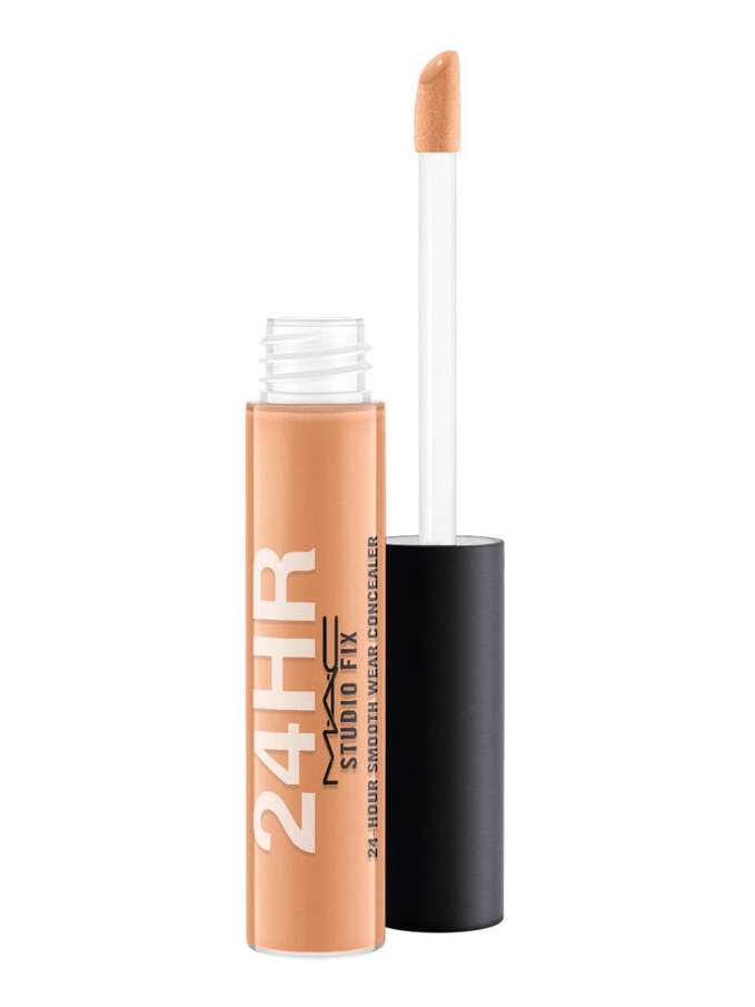 Studio Fix 24-Hour Smooth Wear Concealer 1