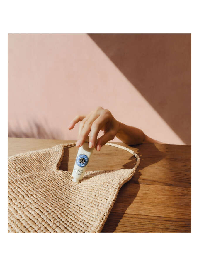 L'Occitane en Provence Shea Butter Hand Cream 30 ml 1