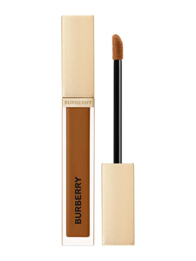 Burberry Beyond Wear Liquid Concealer No 130 - Deep Neutral 1