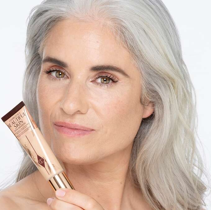 Charlotte Tilbury Beautiful Skin Foundation N° 25 - Neutral 1