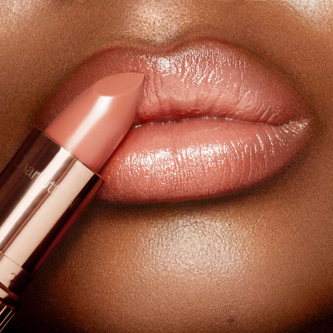 Charlotte Tilbury K.I.S.S.I.N.G Lipstick No 9 - Penelope Pink 3