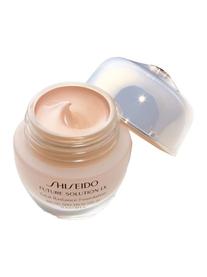 Shiseido Future Solution LX Foundation