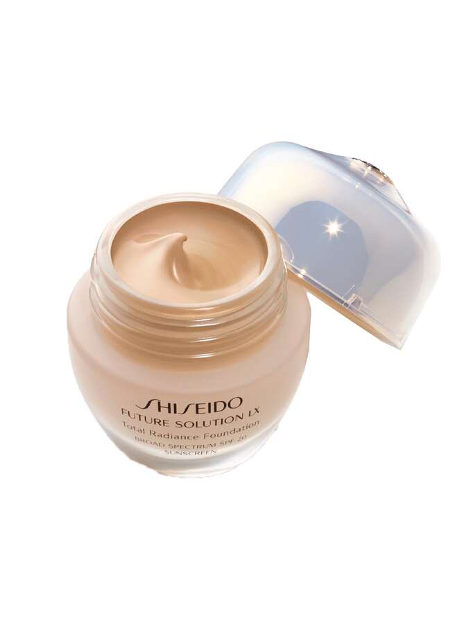 Shiseido Future Solution LX Foundation 