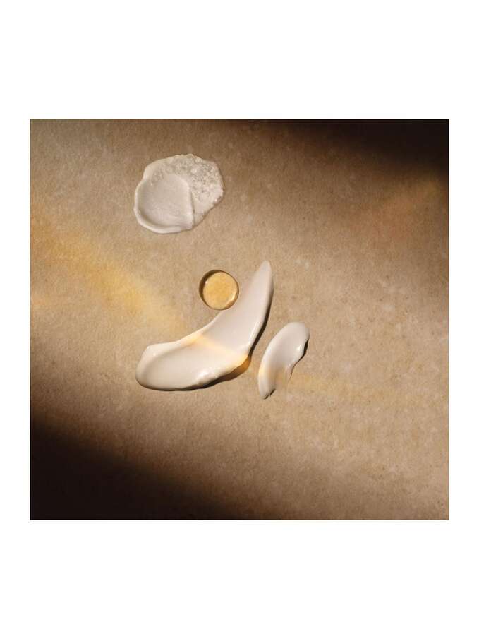 L'Occitane en Provence Immortelle Divine Serum 2