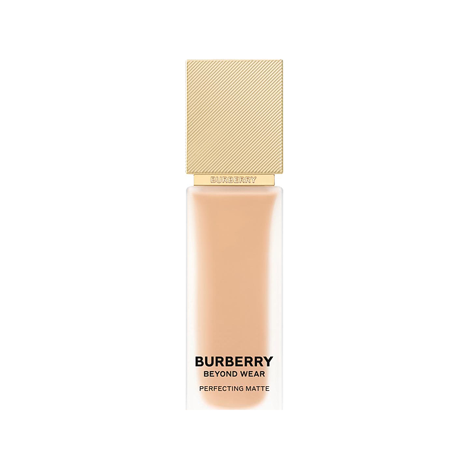 Burberry Beyond Wear Perfecting Matte Foundation No 40W Light Warm