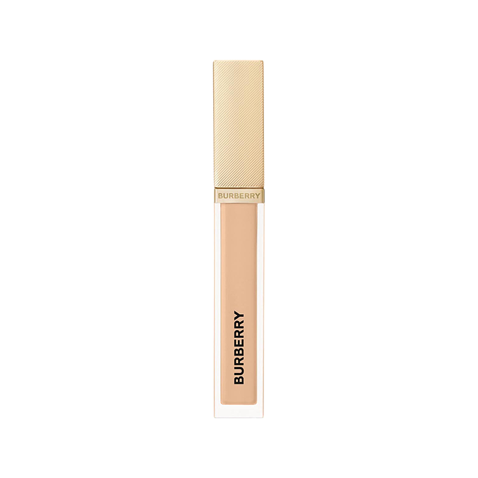 Burberry Beyond Wear Liquid Concealer No 60 Medium Neutral