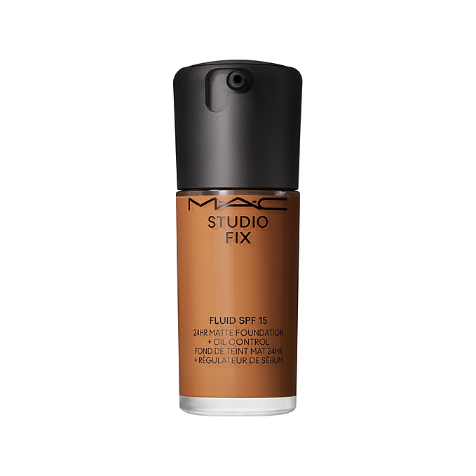 Studio Fix Fluid SPF 15 24HR Matte Foundation + Oil Control