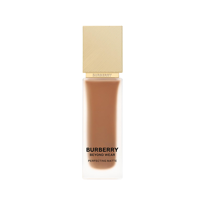 Burberry Beyond Wear Perfecting Matte Foundation No 120 Deep Neutral