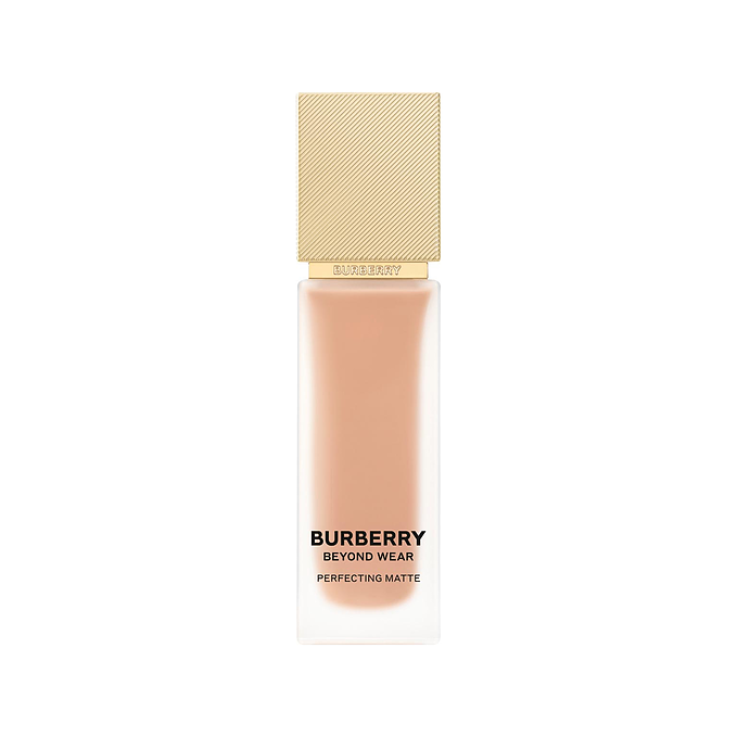 Burberry Beyond Wear Perfecting Matte Foundation No 80 Medium Cool