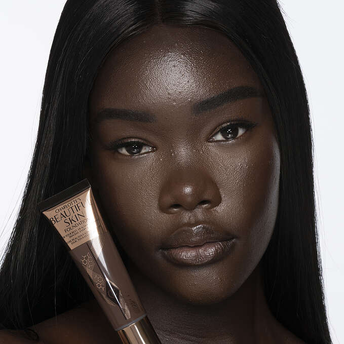 Charlotte Tilbury Beautiful Skin Foundation N° 19 - Neutral 1