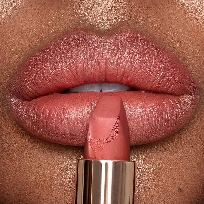 Charlotte Tilbury Look Of Love Matte Revolution - Mrs Kisses 2