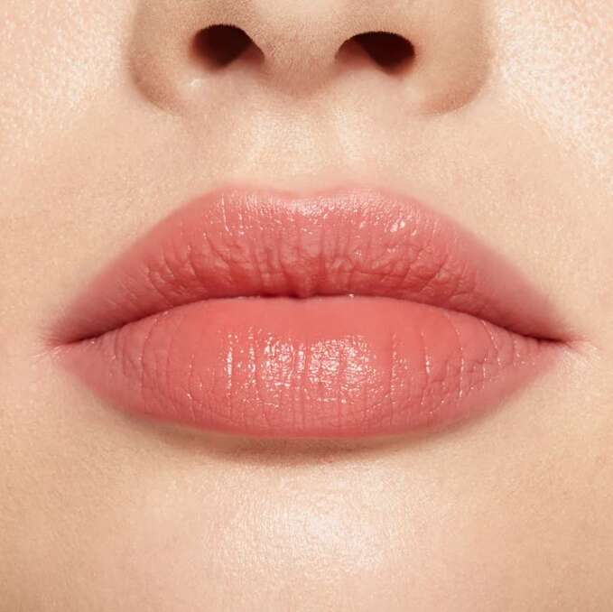 Kylie Cosmetics Tinted Butter Balm N° 211 That's Tea 2