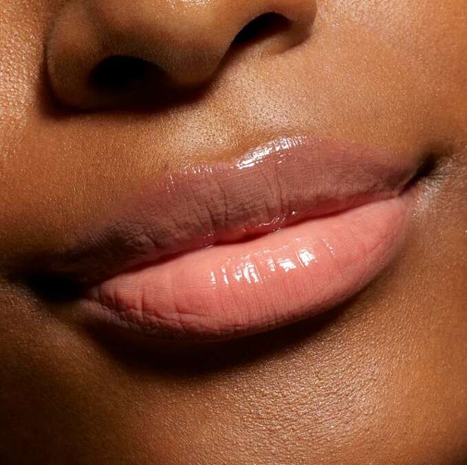Kylie Cosmetics Supple Kiss Lip Glaze No. 1 - ALL YOURS 5