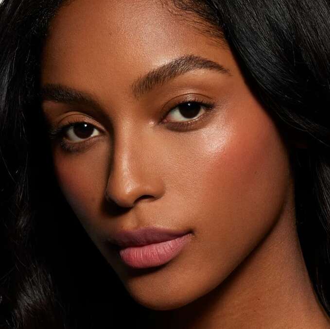 Kylie Cosmetics Lip and Cheek Glow Balm N° 352 Flow Away 4