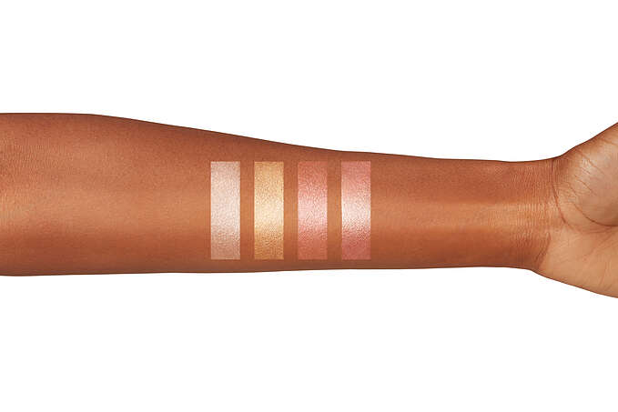 Charlotte Tilbury Glowgasm Beauty Light Wand - Pinkgasm 4