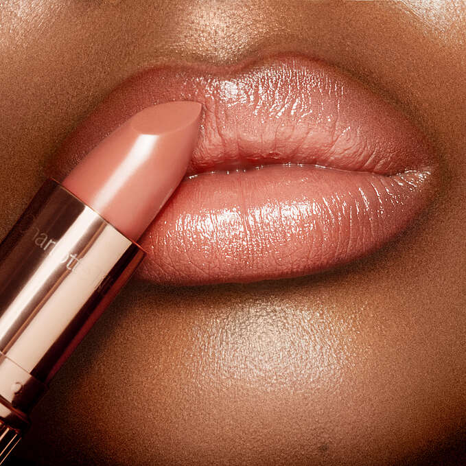 Charlotte Tilbury K.I.S.S.I.N.G Lipstick No 9 - Penelope Pink 3