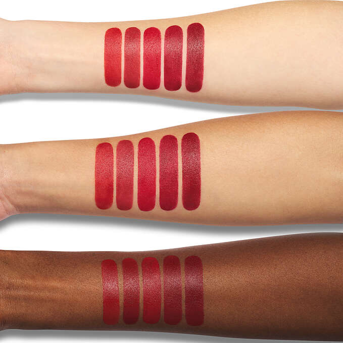 Charlotte Tilbury Matte Revolution Lipstick - Pizzazz 2