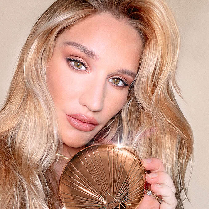 Charlotte Tilbury Airbrush Bronzer - 4 Deep 3