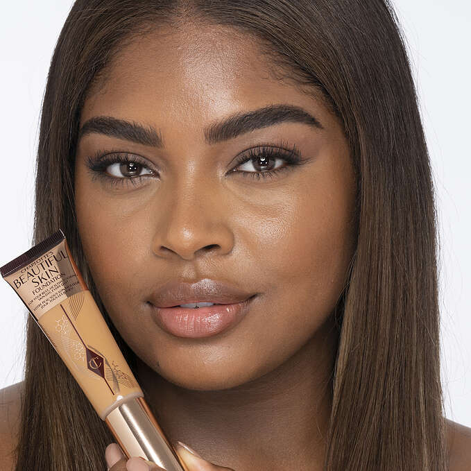 Charlotte Tilbury Beautiful Skin Foundation N° 11 - Warm 1