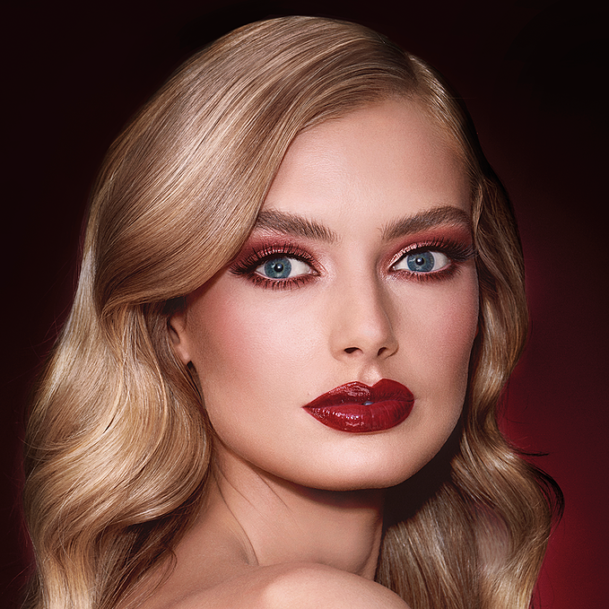 Charlotte Tilbury Luxury Palette Eye Shadow No. 3 - The Vintage Vamp 2