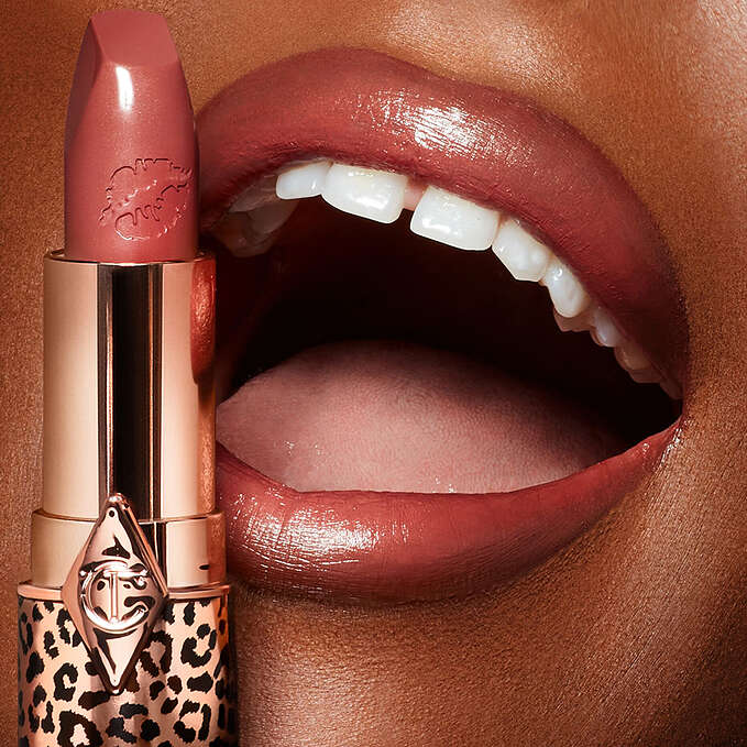 Charlotte Tilbury Hot Lips 2 - Glowing Jen 2