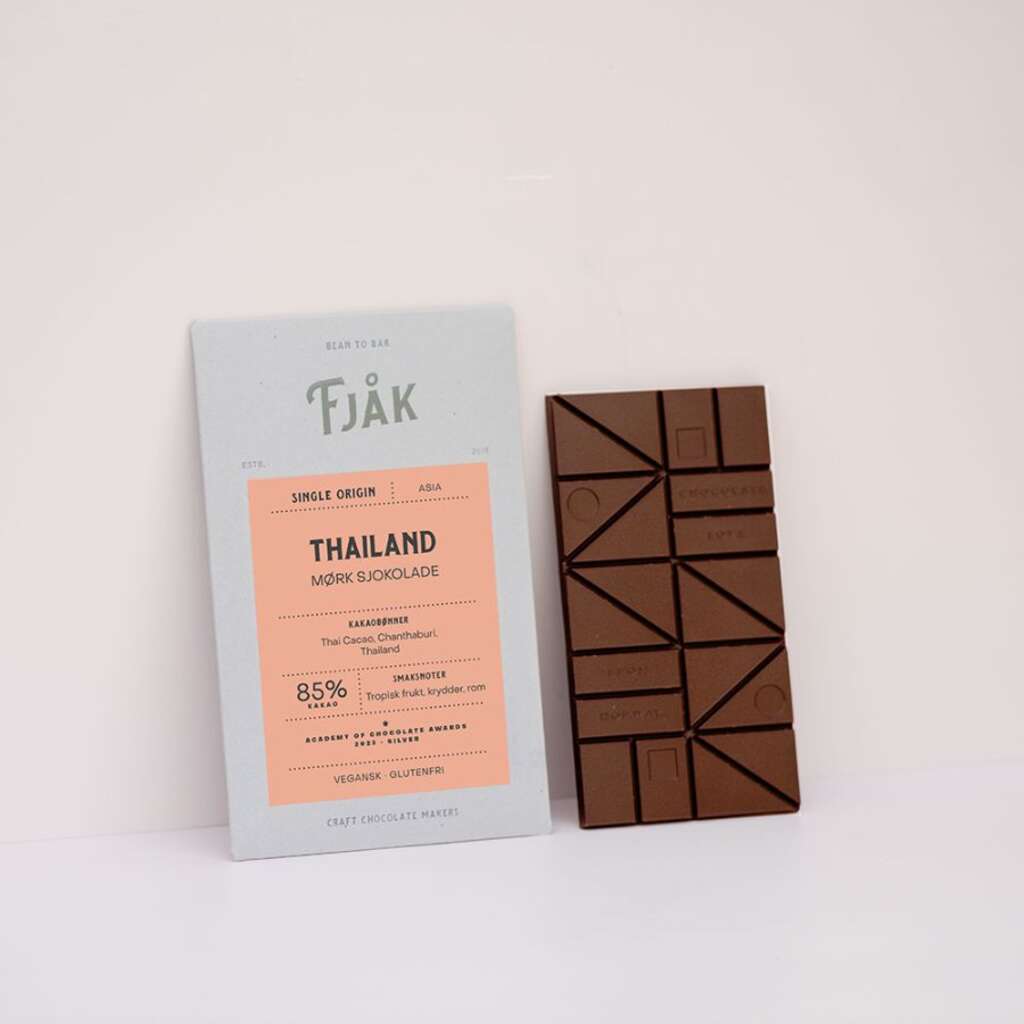 Fjåk, dark chocolate with Thailand cocoa beans 