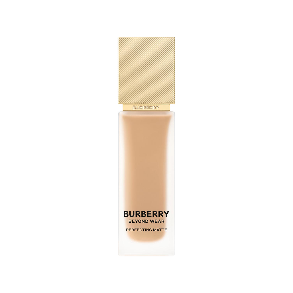 Burberry Beyond Wear Perfecting Matte Foundation No 45W Light Warm