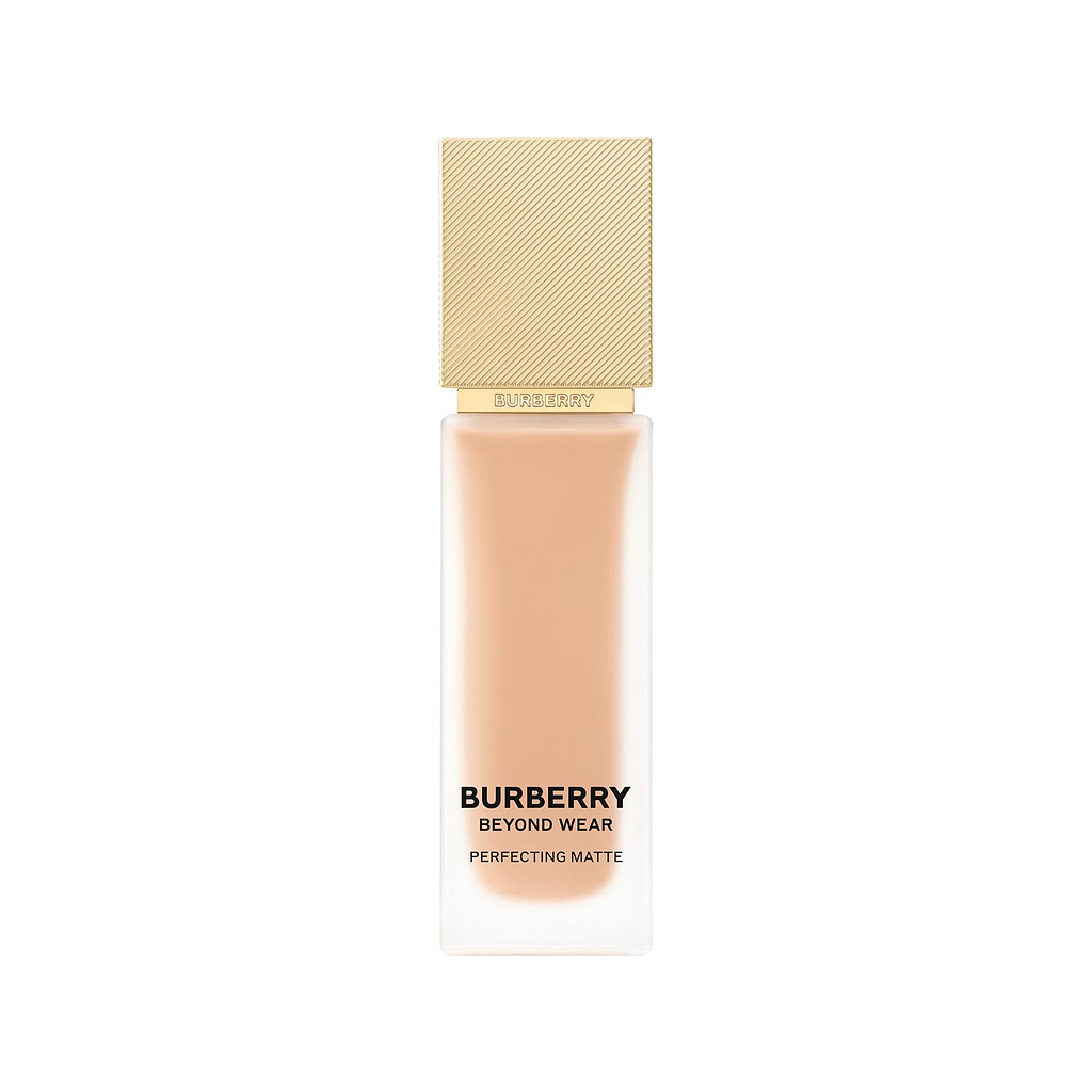 Burberry Beyond Wear Perfecting Matte Foundation No 45 Light Neutral